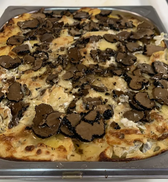 Gratin dauphinois à la truffe noire et blanche d'été à Grasse, Grasse, Micka rôtisserie